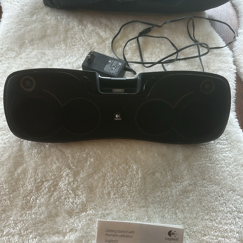 Logitech speaker - Picture 3 of 4